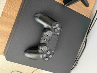 Продам ps4 в идеальном состоянии