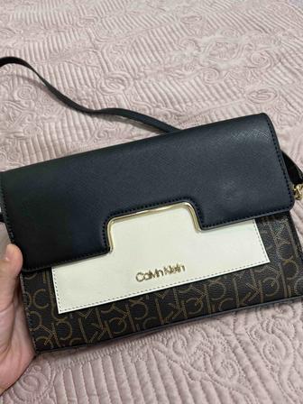 Оригинальная сумка от Calvin Klein