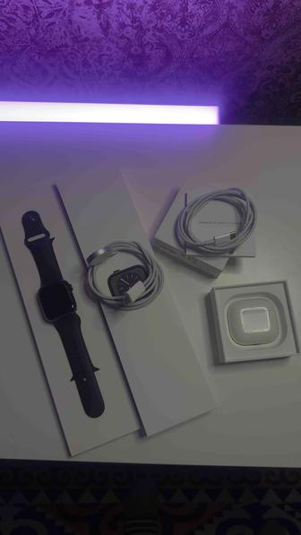 Apple Watch 8 /41 AirPods 3