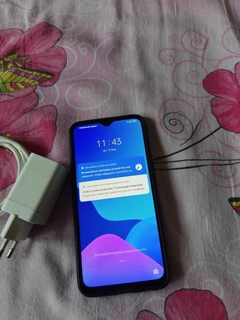 Продам смартфон realme xt