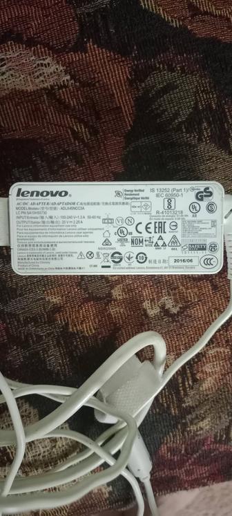 продам зарядку для ноутбука (нетбука ) lenovo