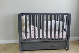 Продам детскую кроватку