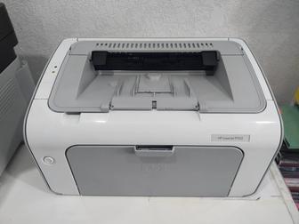 Продается принтер hp 1102