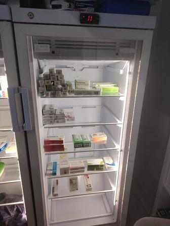 Продам фармацевтический холодильник тыс тенге 2 шт
