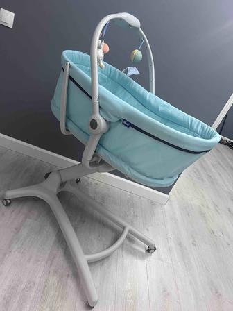 Кровать детская Chicco Baby Hug 4-в-1 Aquarelle голубой