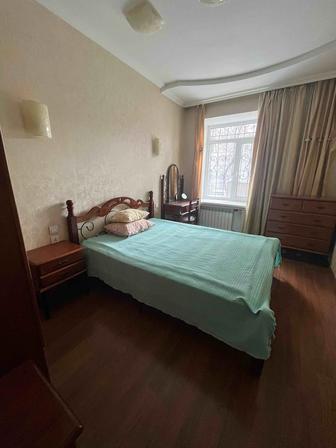 Продам спальный гарнитур