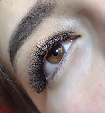 Наращивание ресниц с выездом на дом