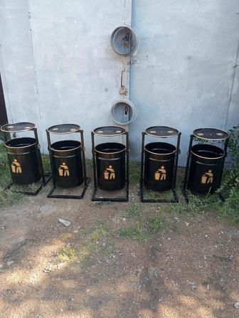 Урны новые на 30 литров .