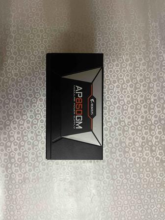 Продам блок питания Aorus P850W