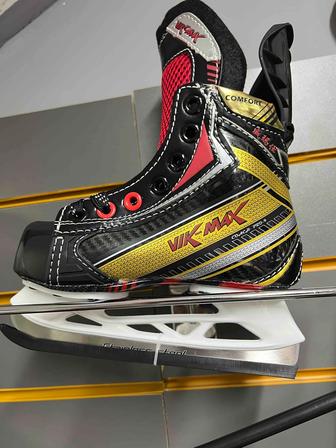 Хоккейные детские коньки