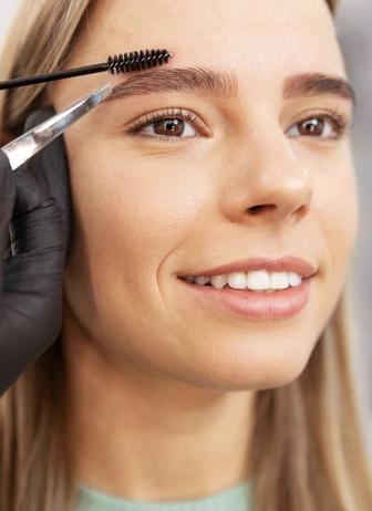 Коррекция бровей с выездом на дом