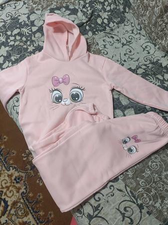 Костюм для девочки теплый