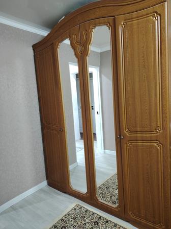 Шкаф