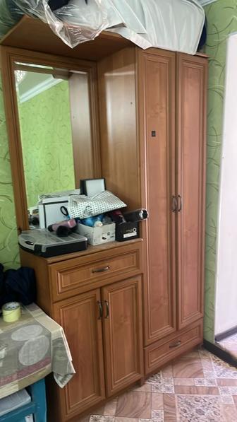 Прихожый шкаф