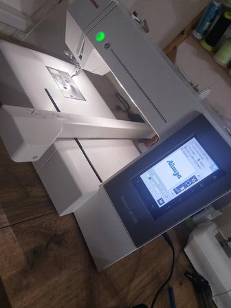 Продам Вышивальную машинку