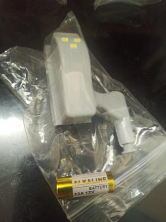 освещение внутри мебели - светильник , включающийся при открывании