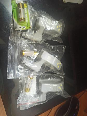 фонарик-освещение внутри мебели , включающийся при открывании лоты по 10 шт