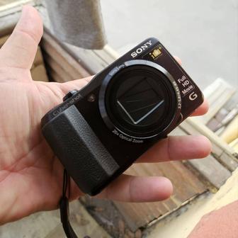 Цифровой фотоаппарат Sony Cuber-shot