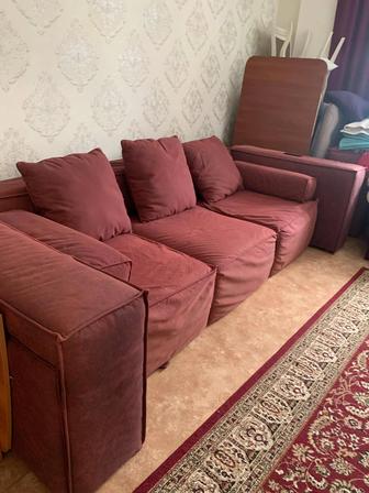 Диван очень комфортный в отличном состоянии