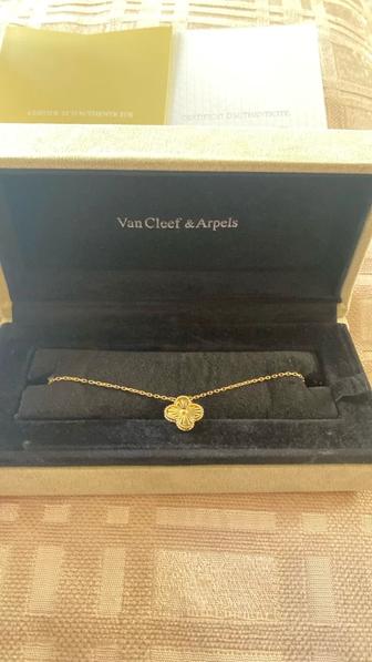 Продам колье van cleef