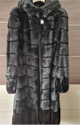Шуба норковая.