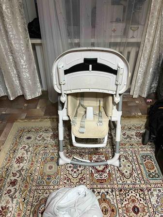 Продам стол для кормления