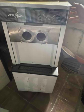 Фризер для мороженого AOLIEGE
D518 серебристый