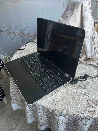 Продам ноутбук HP pavilion 15-e082er