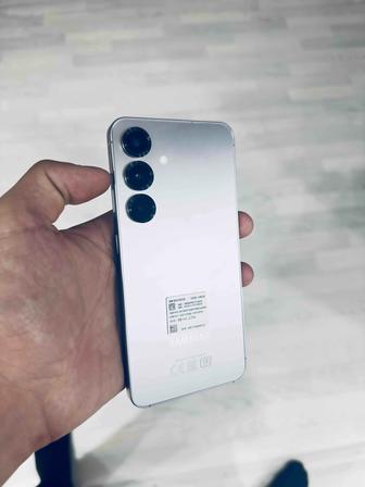S25 NEW/НОВАЯ на гарантий ПРОДАМ