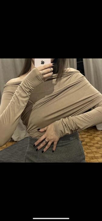Кофта бренда Anima