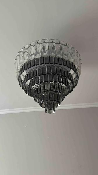 Продается люстра