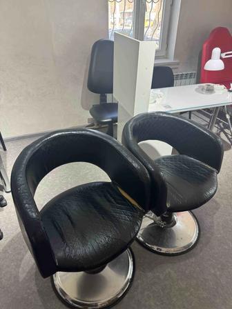 Парикмахерские кресла
