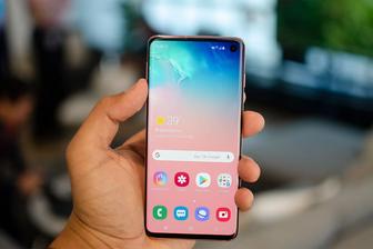 Продаю Samsung S10 Plus, состояние идеальное, для таксистов Indriver