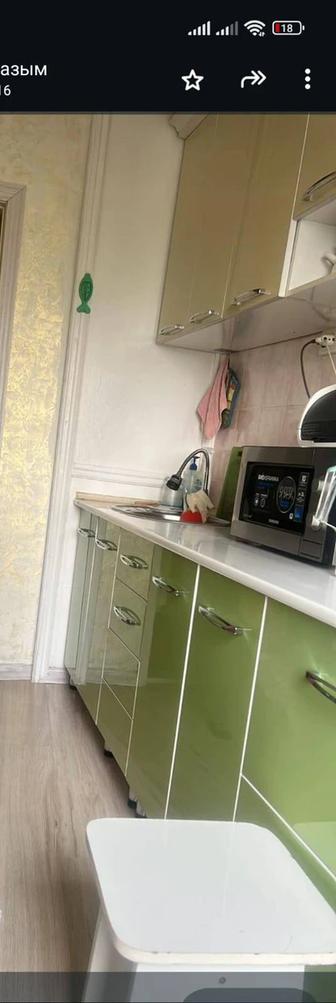 Продам кухонный гарнитур .в хорошем состоянии