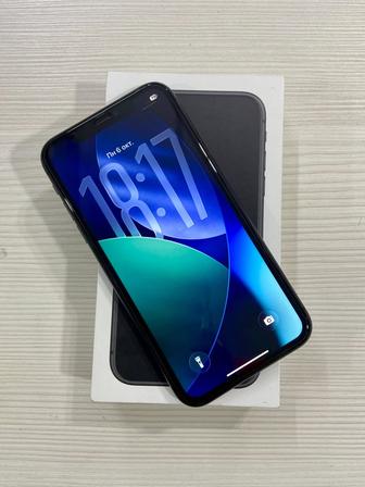 iPhone 11 идеальный состояние все родной!