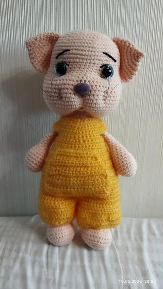 Продам вязанную игрушку