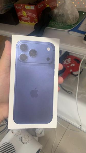 Продам Айфон 17 про max