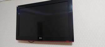 Продаю телевизор LG СРОЧНО!!!