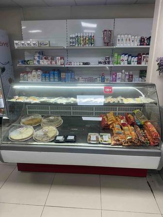 Продаются витринные холодильники