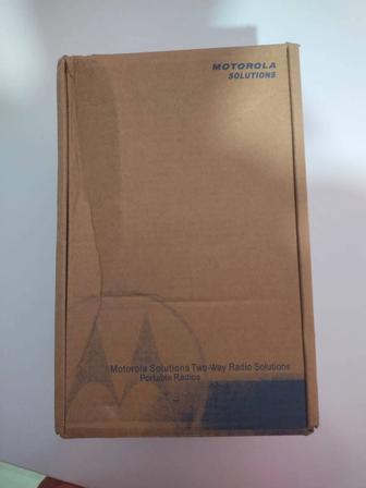 Продам рации MOTOROLA DP1400 4 штуки 136-174 Мгц