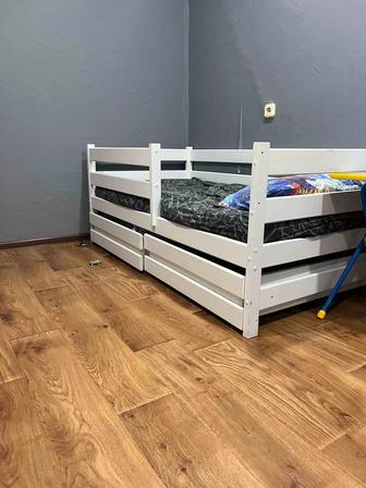 Продам детскую кровать