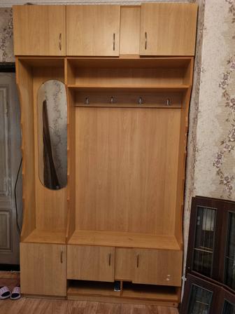 Продам прихожий шкаф