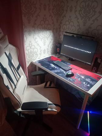Продам компьютерное место либо обменяю на хороший телефон