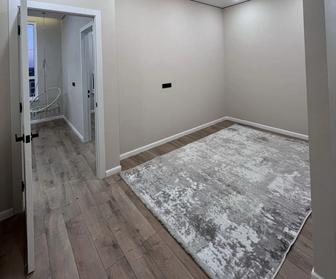 Ковер 2/3 размер, в хорошем состоянии.