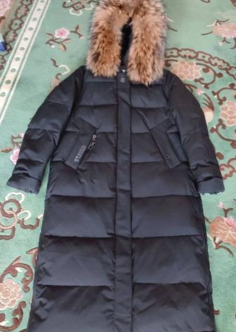 Пуховик женский зимний размер 48-50