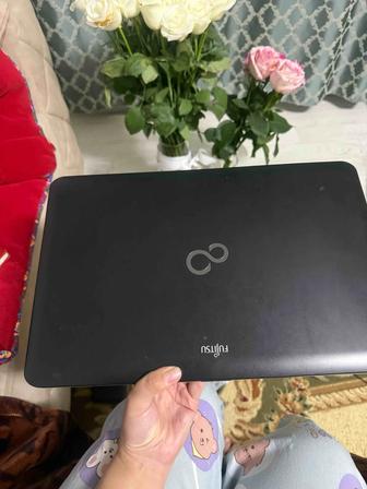 Ноутбук fujitsu