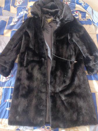 Продам норковую шубу