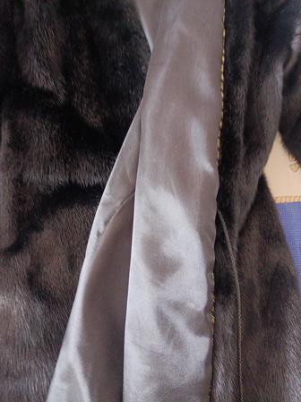 Продам норковую шубу