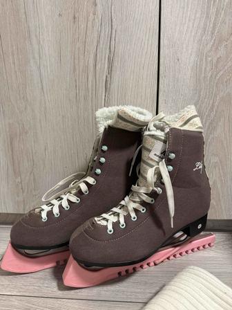 Коньки фигурные