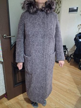 Продам пальто женское